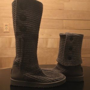 UGG Classic Cardy Button Detailed Knit Boots SZ 10